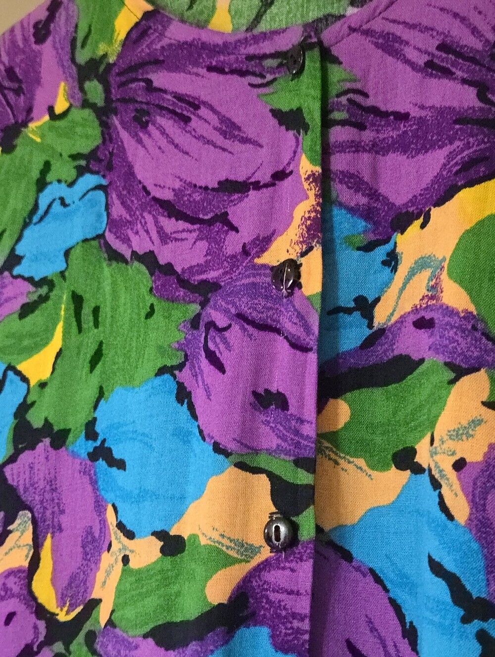 Vintage! 90s 100% Rayon Abstract Floral Button Front Blouse, Ptp 25" - Picture 5 of 6